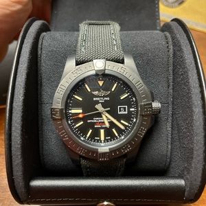 Breitling Avenger Blackbird